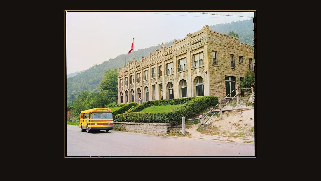 Post office and office building. U.S. Coal & Coke Company, U.S. ^30 & 31 Mines, Lynch, Harlan County, Kentucky.