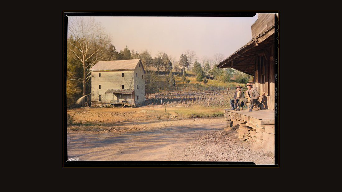 "Store and postoffice at Goin, Tennessee. Mr. J. C. Nicely has been a storekeeper here for 30 years."
