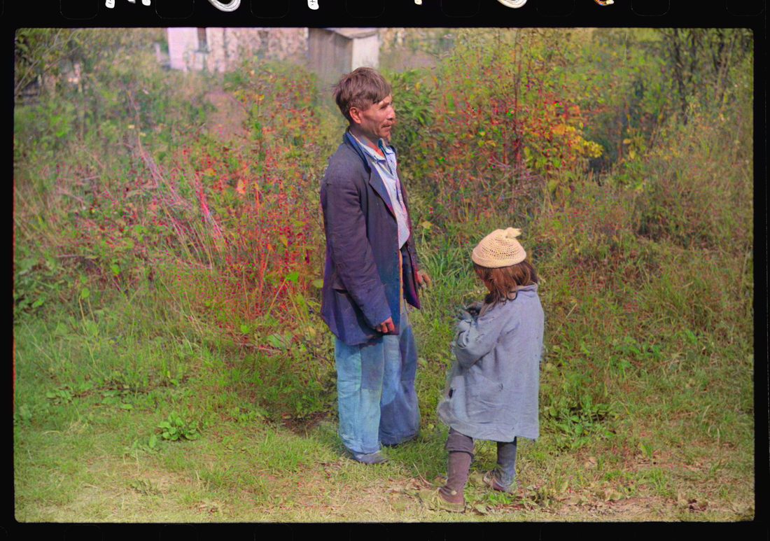[Untitled photo, possibly related to: Mexican miner and child, Bertha Hill, West Virginia. Many Mexicans and Negroes were brought into Scotts Run around 1926 to break the strike. N