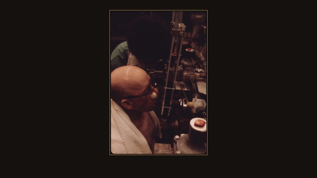 A TECHNICIAN AT THE BLACK LUNG LABORATORY IN THE APPALACHIAN REGIONAL HOSPITAL IN BECKLEY, WEST VIRGINIA, MONITORS A MINER WHOSE LUNG CAPACITY IS BEING TESTED. BLOOD SAMPLES ALSO A